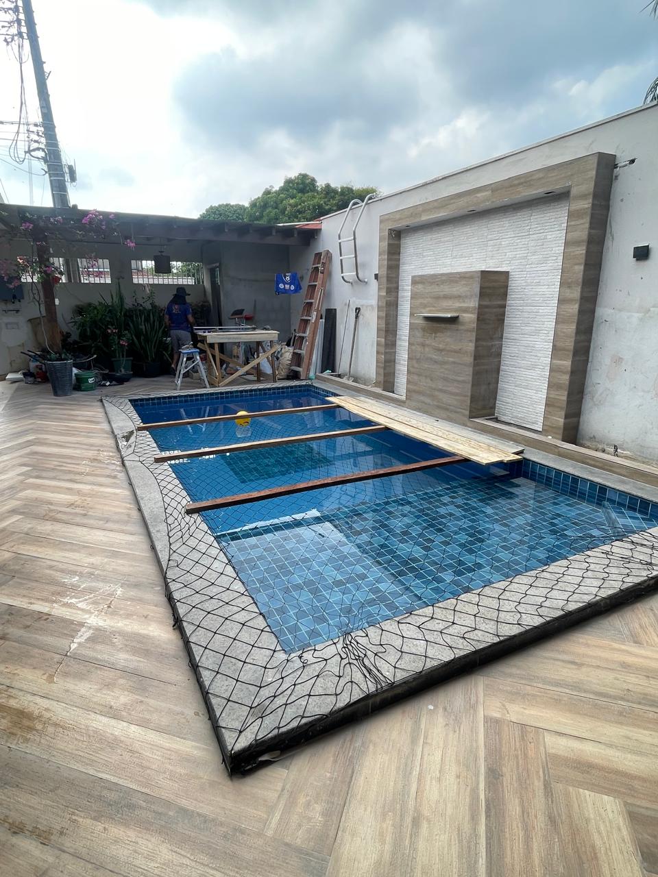 Área do pergolado em obras